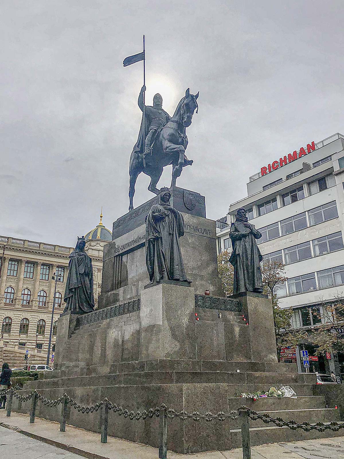Пам'ятник Святому Вацлаву