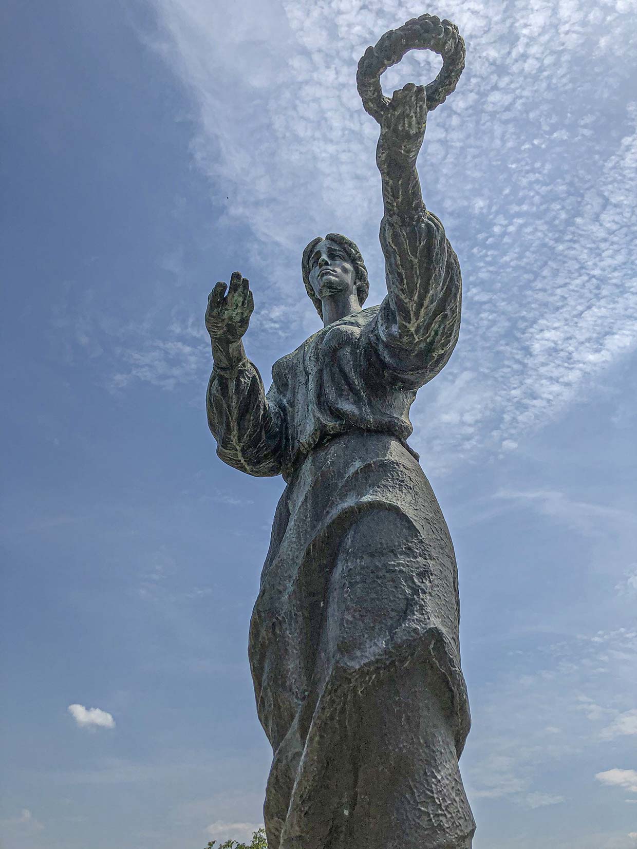 Пам'ятник Марусі Богуславці
