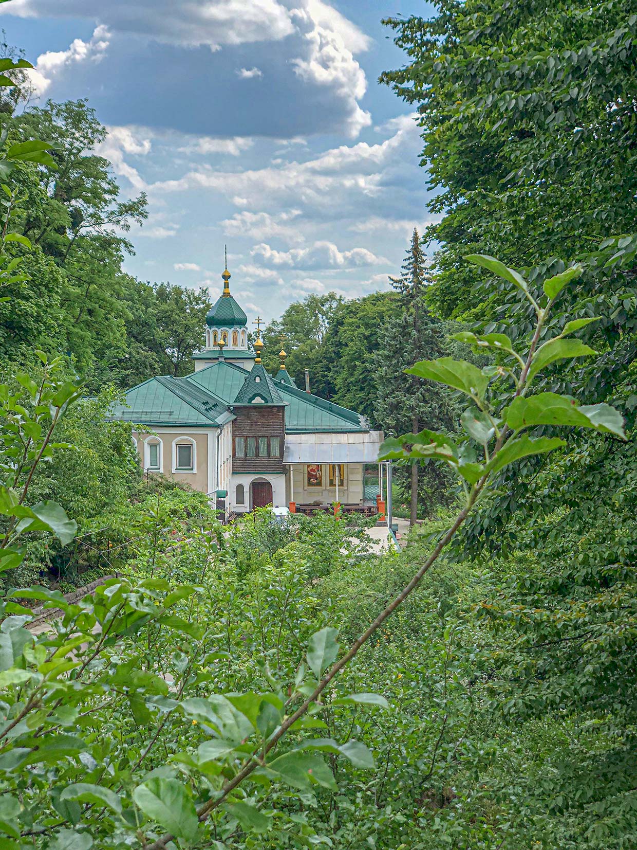 Монастир Різдва Пресвятої Богородиці у Церковщині